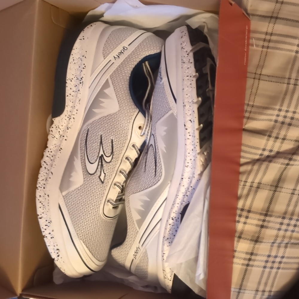 gravity defyer gdefy shoes size 14
